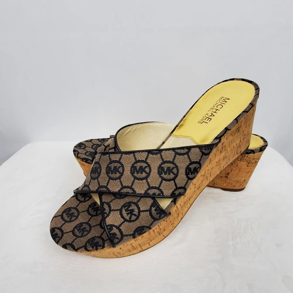 Michael Kors Wedge Heel 9
